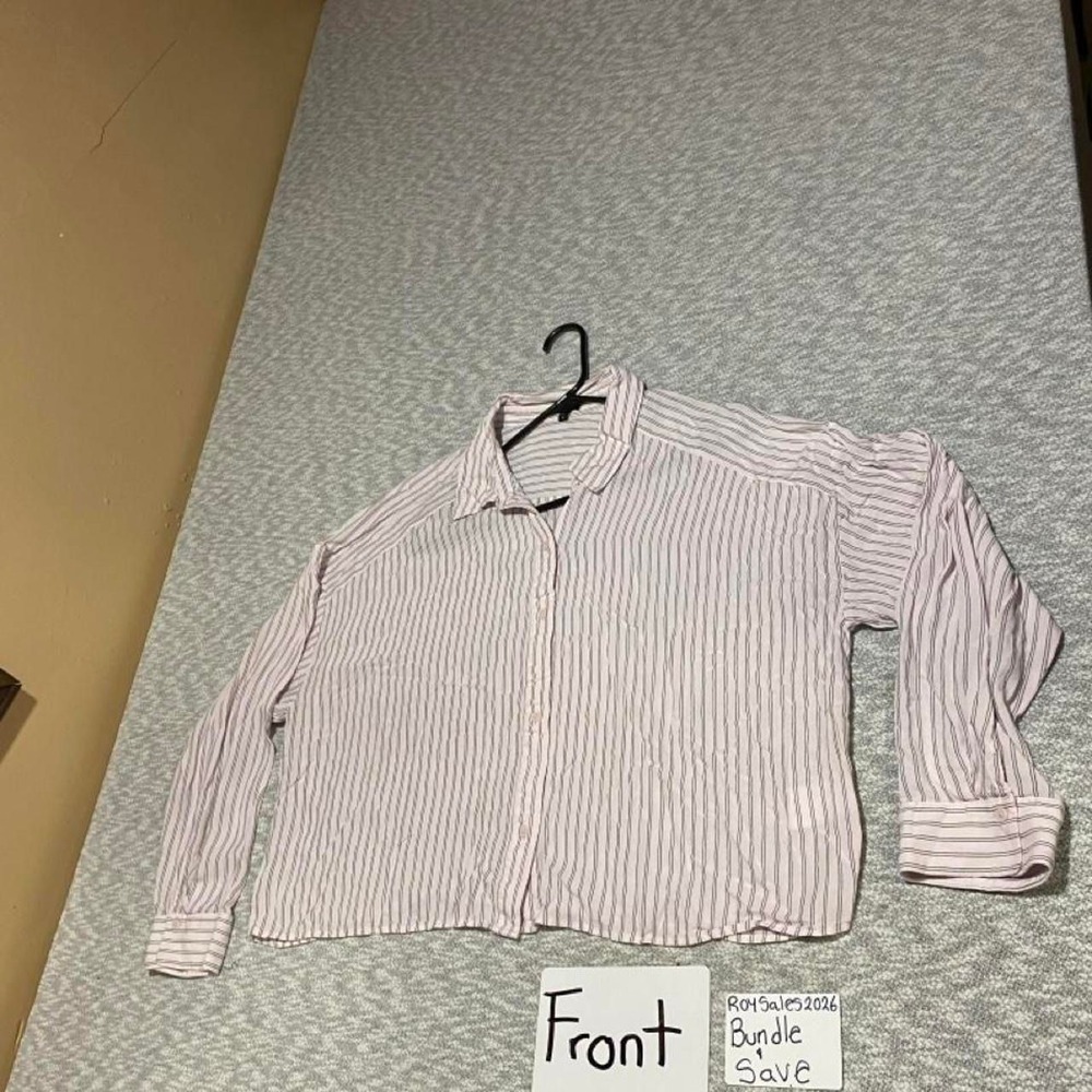 Express white & pink striped button-up shirt crop women XL. SKU-C171